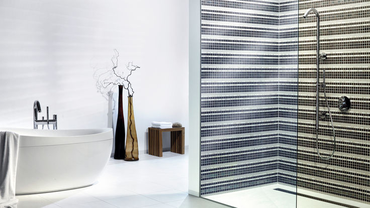 Dusche im Badezimmer
