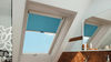 Badezimmer mit Dachfenster inkl. Sichtschutz